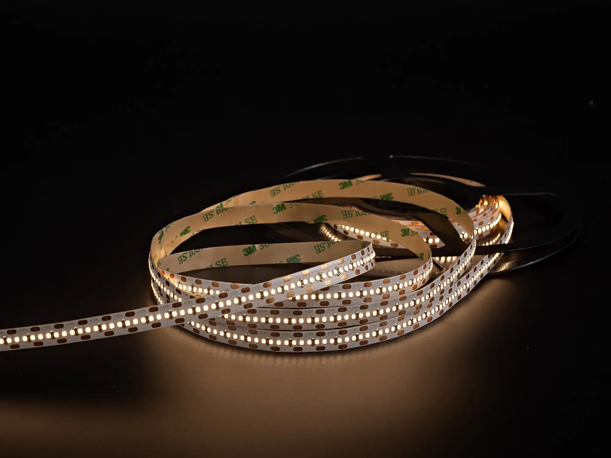 Axios Premium 12V IP20 24W/m 2216 300LED/m Strip Lighting Dlux IP20 Strip